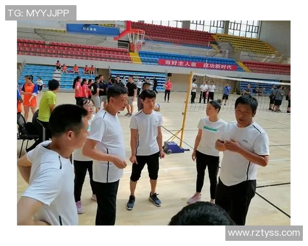 重庆足球队奋勇争先力争佳绩助力城市体育发展新篇章